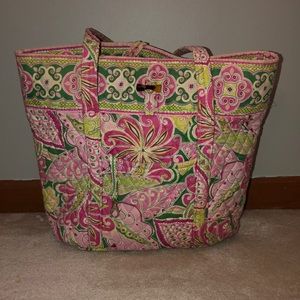 SOLD*****Vera Bradley Tote weekender bag